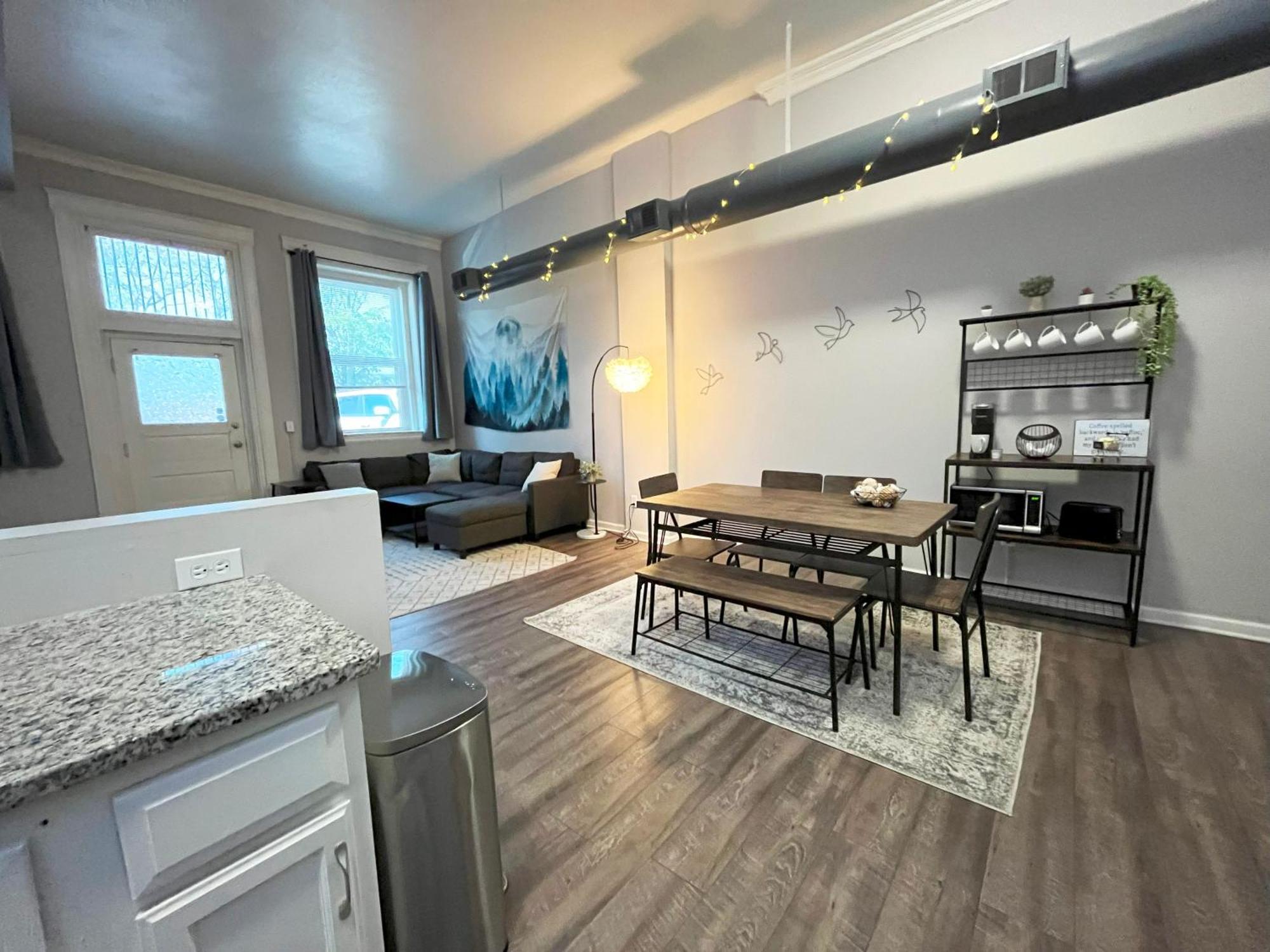 Downtown Cleveland -Modern First Floor Unit Apartment Exterior photo